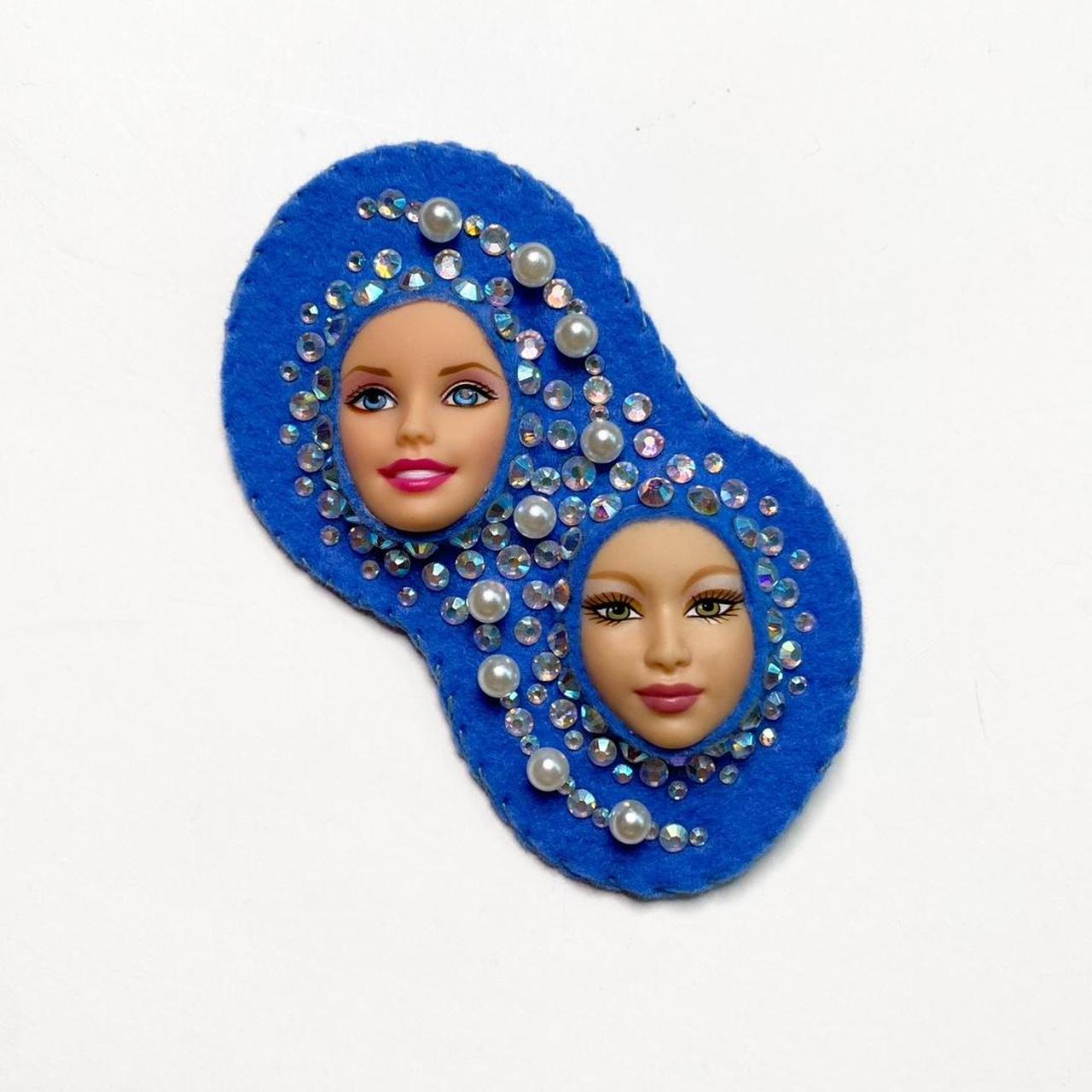 Barbie brooch deals