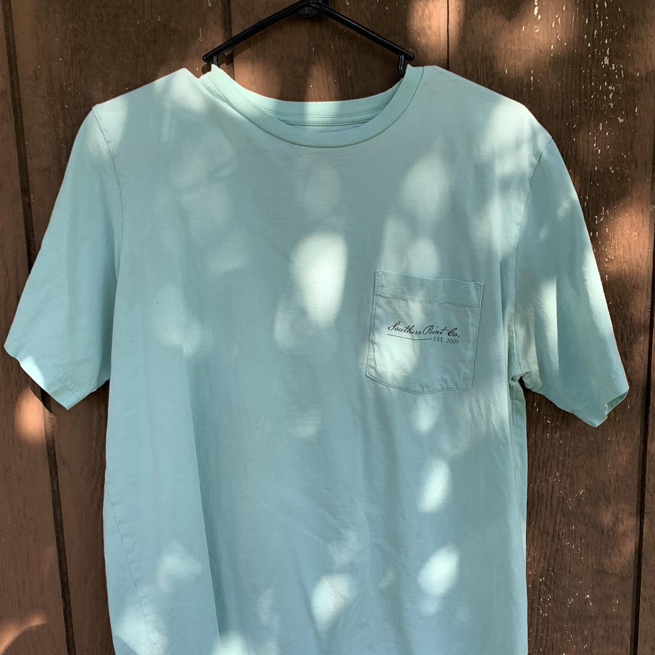 Vineyard Vines Men's Blue T-shirt | Depop