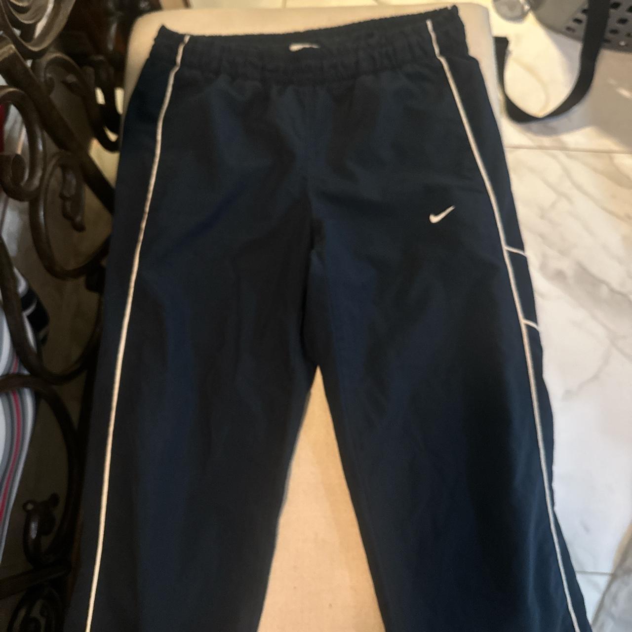 vintage nike joggers - Depop