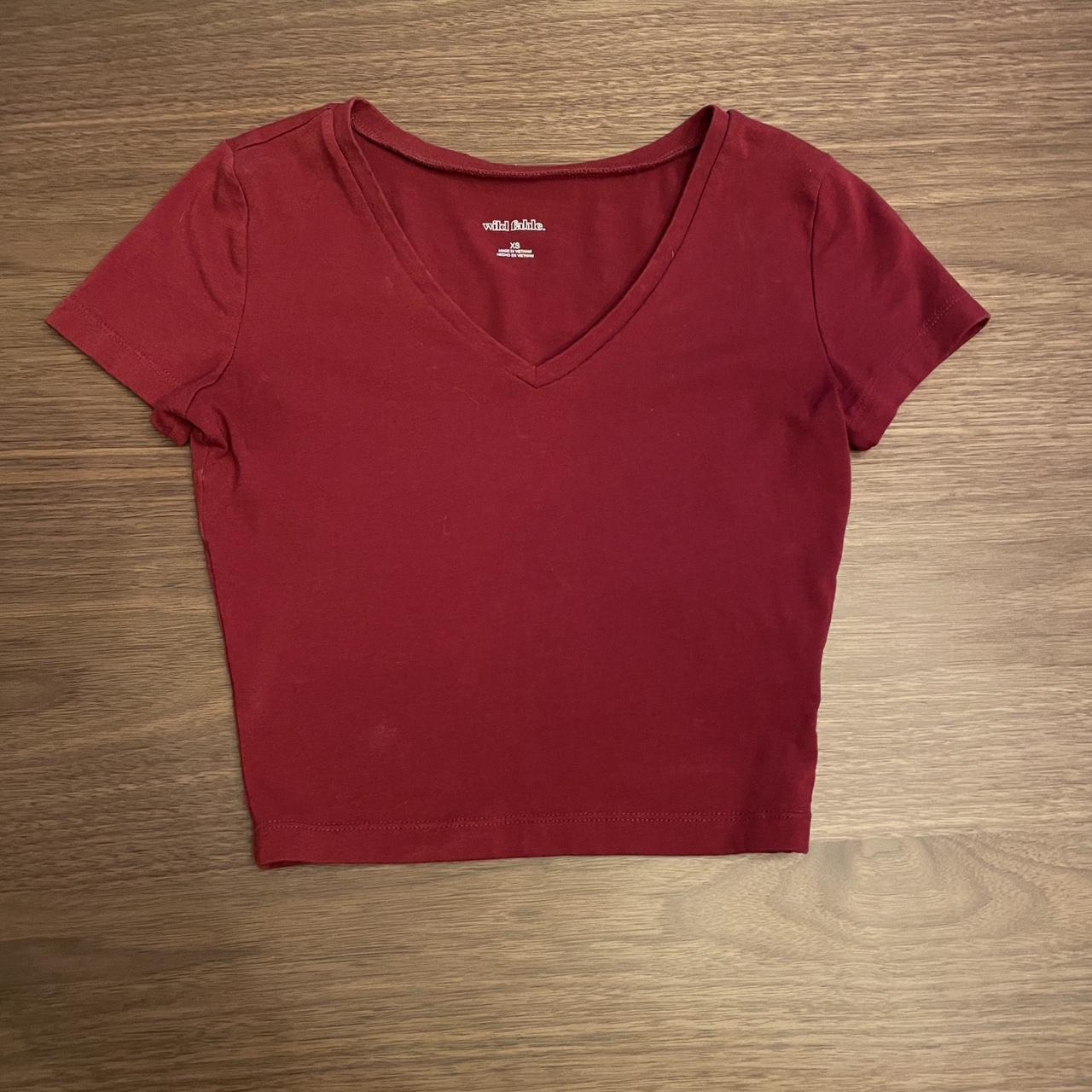 Target Wild Fable Women's Cropped V-Neck Tee. Size - Depop