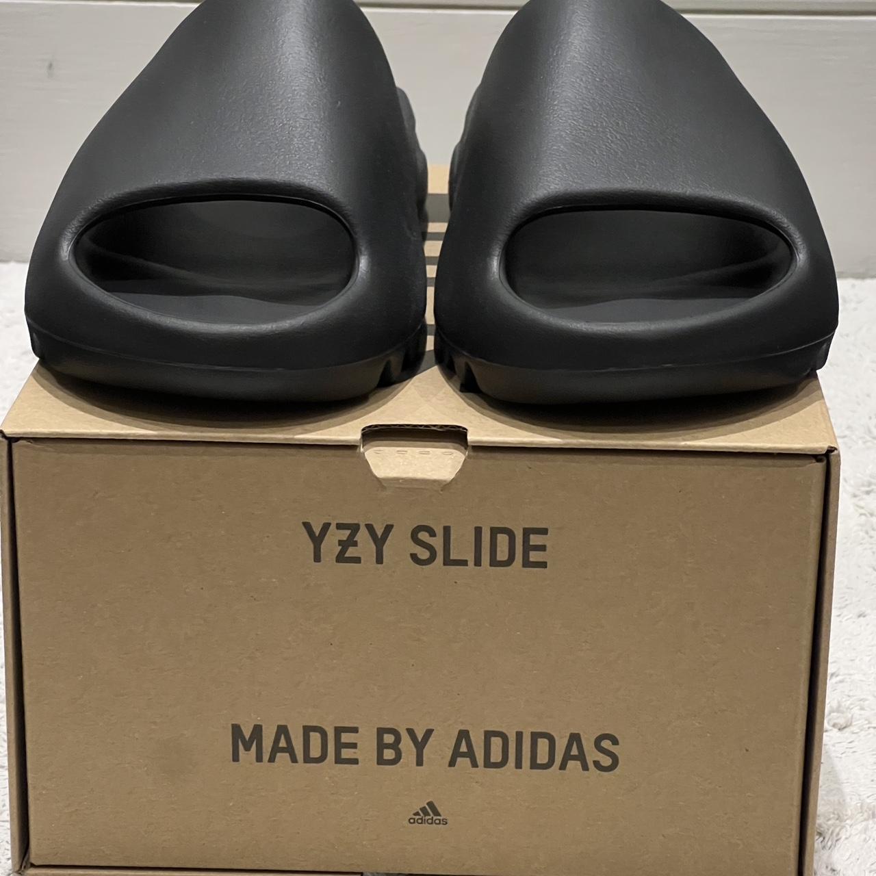 hanon yeezy slide