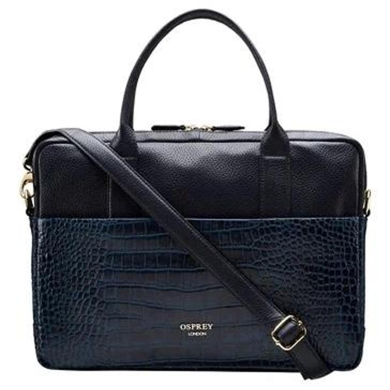 Osprey Women's Navy Bag Depop