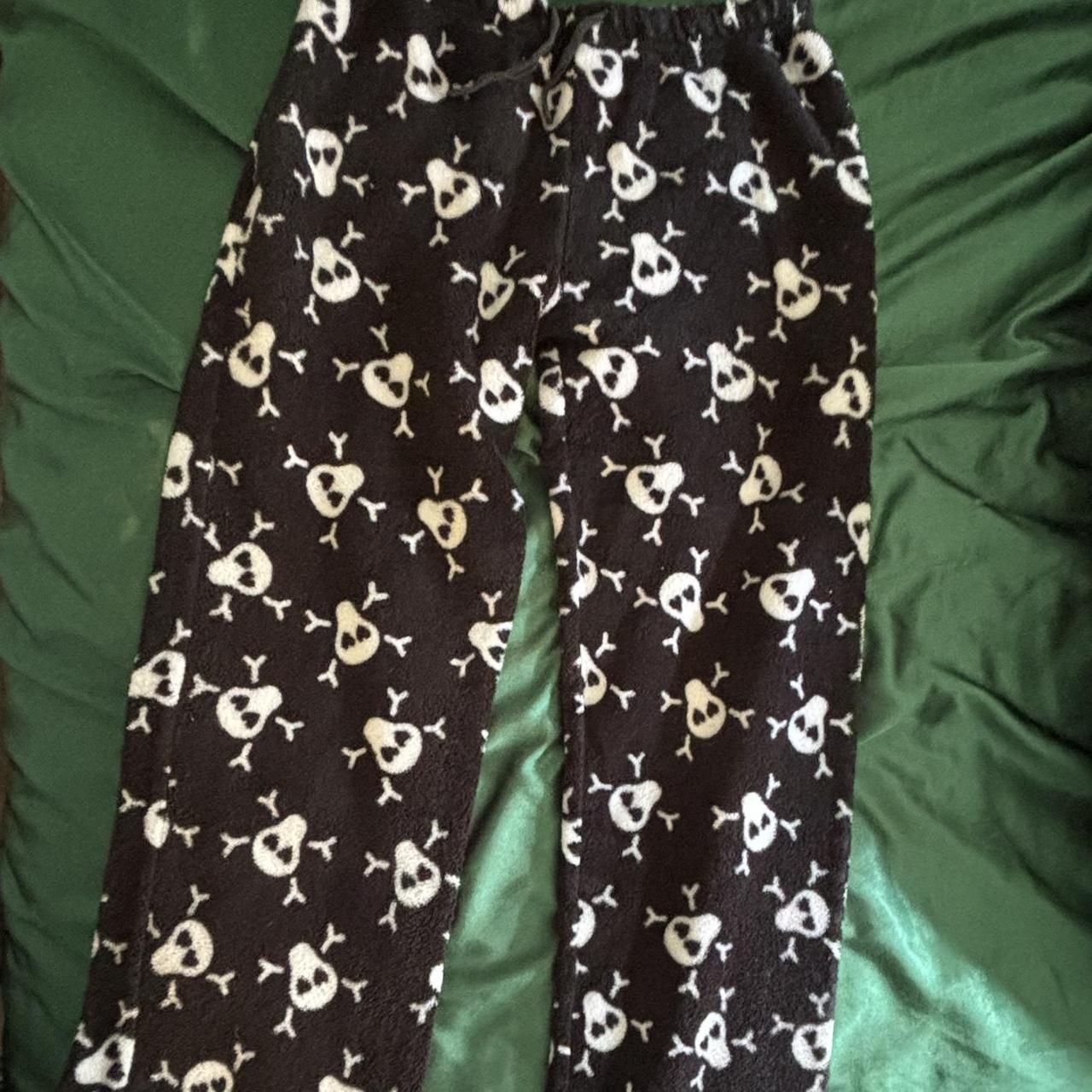 Cute skull pj pants #goth #emo #sleep #comfy #pjs - Depop