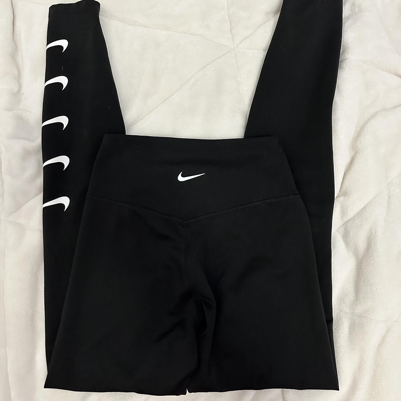 Size XS Nike leggings. In great condition Please - Depop