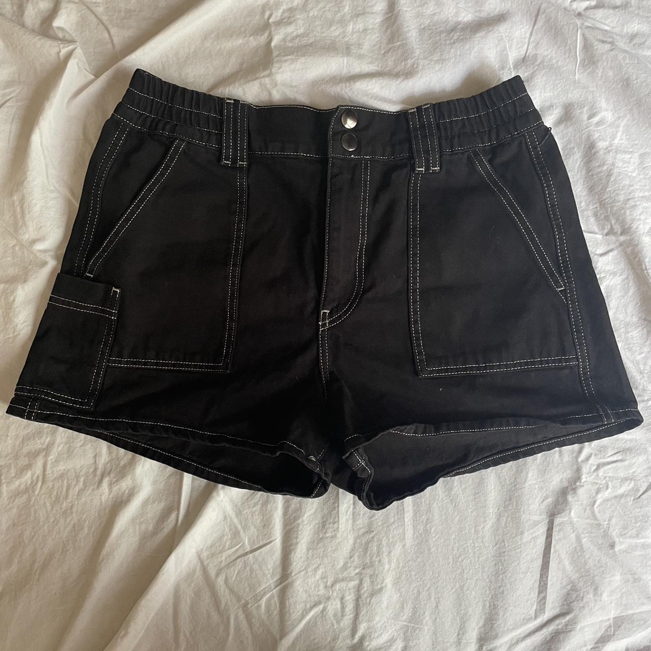 Urban Outfitters Women's Black and White Shorts | Depop