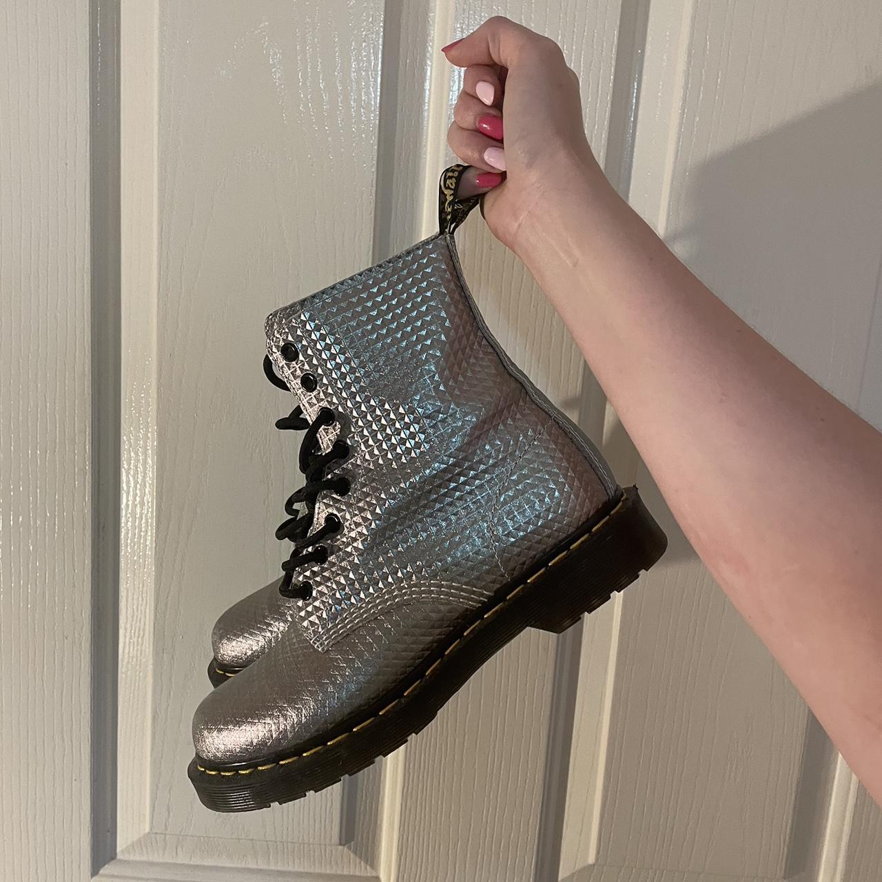 Silver on sale stud boots