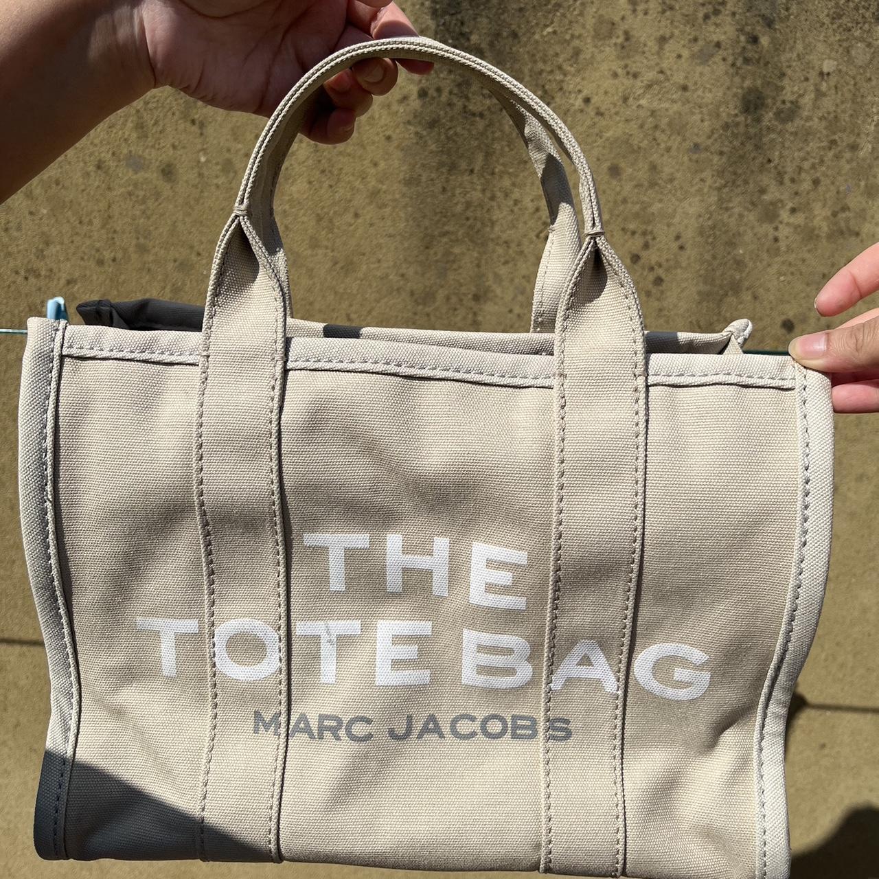 Marc Jacobs Women's Cream Bag | Depop