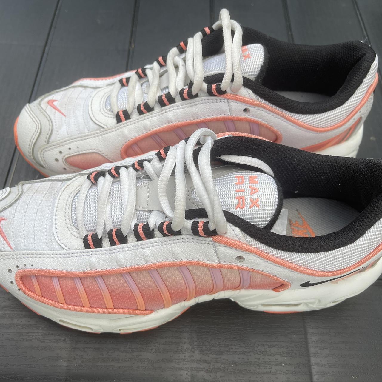 hibbett sports womens nike air max