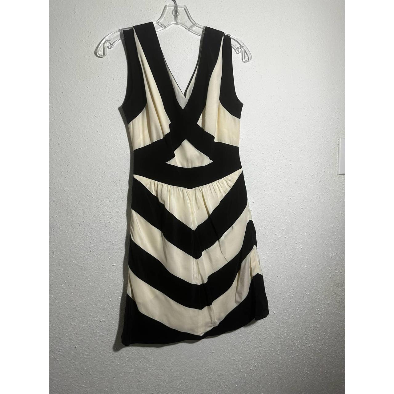 BCBG Max Azria Black and White Dress Size 4 100 Depop