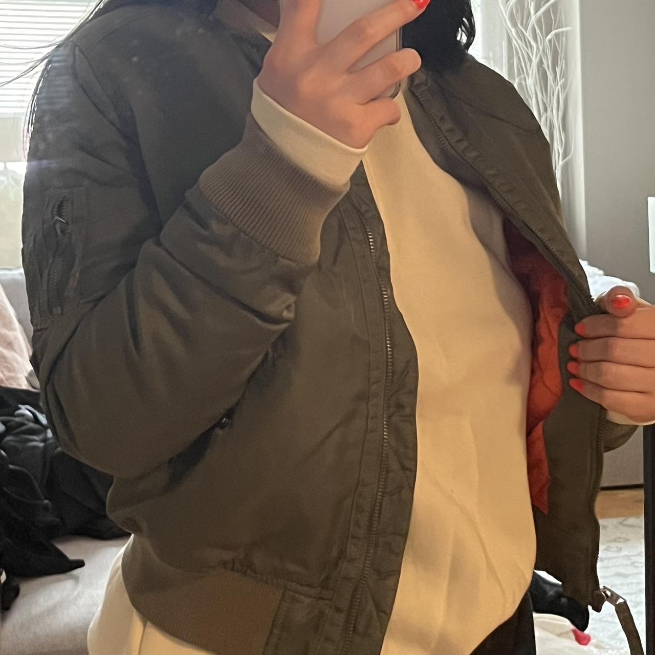 Hollister green cheap bomber jacket