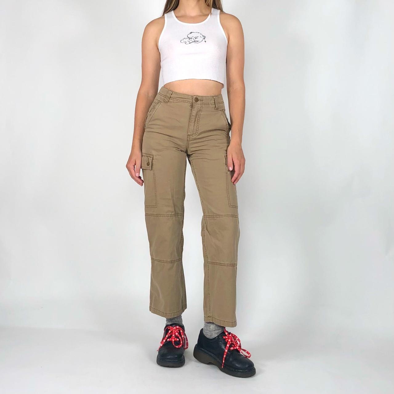 Old Navy Women's Khaki Trousers Depop