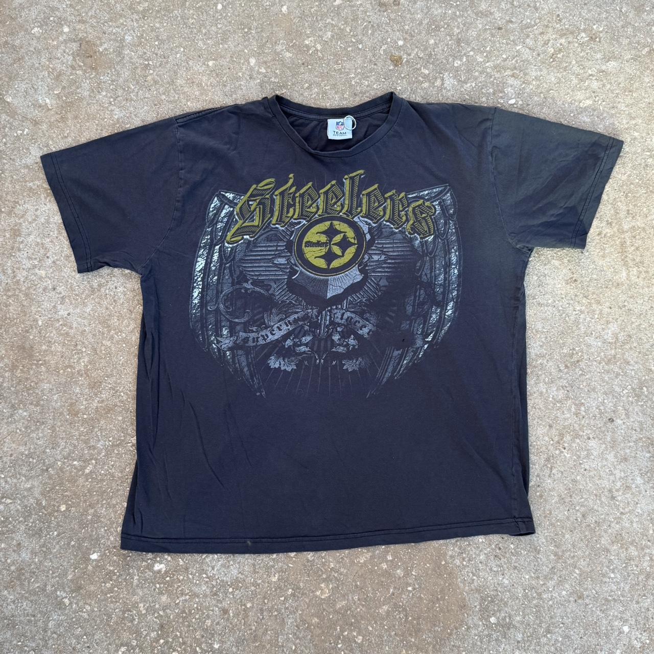 item listed by acethrifts_5
