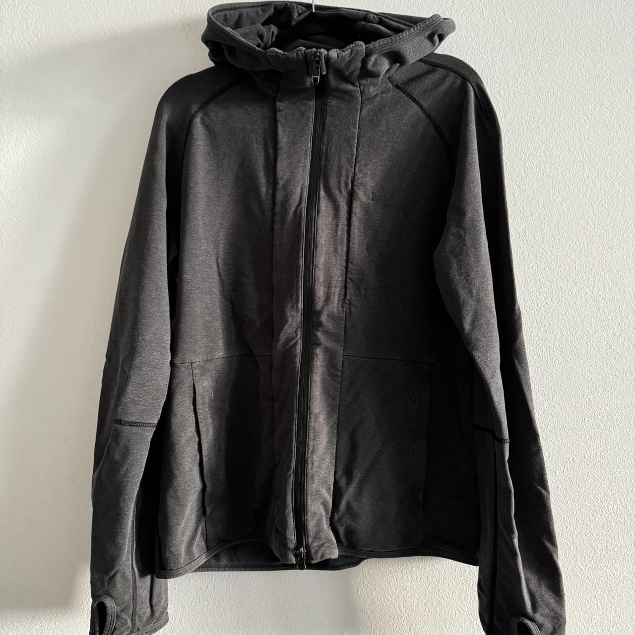 Lululemon store Men’s Hooded Jacket, M