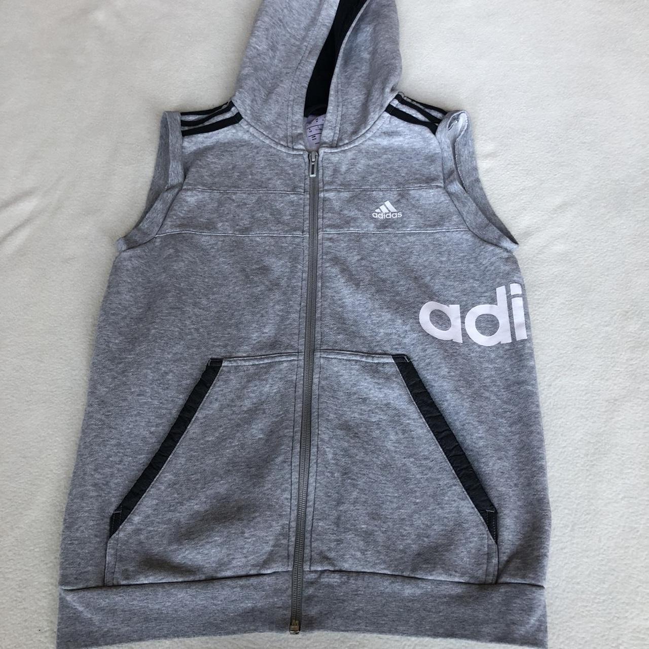 Sleeveless hot sale hoodie adidas