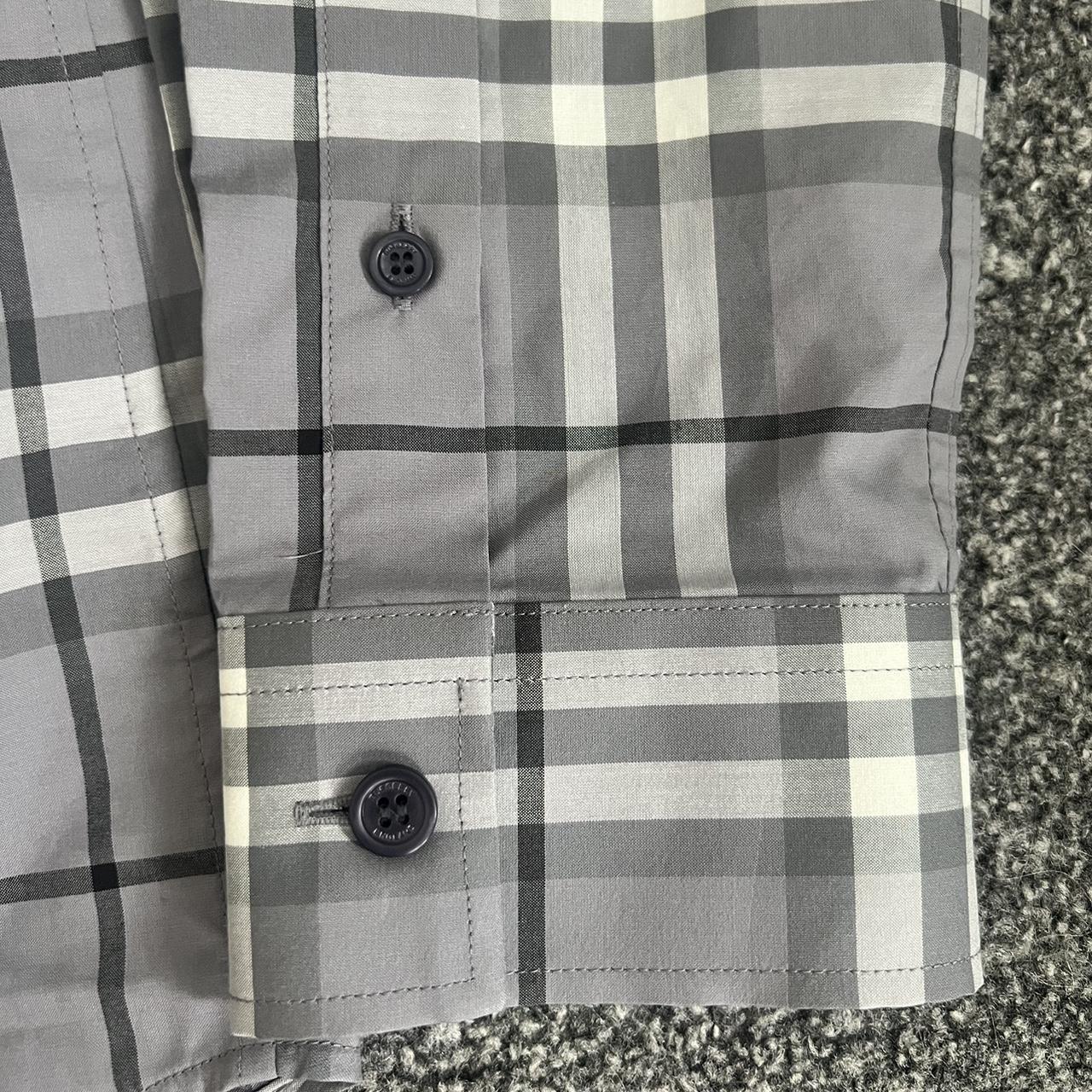 Mens grey store burberry shirt