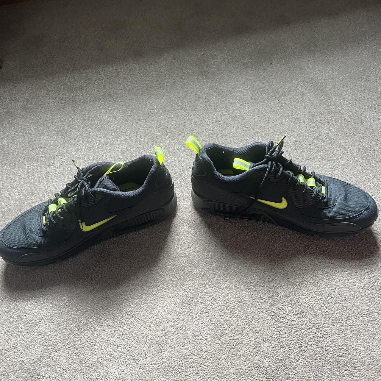 Athletic Shoes Nike Air Max 90 The Basement Manchester Nike Air