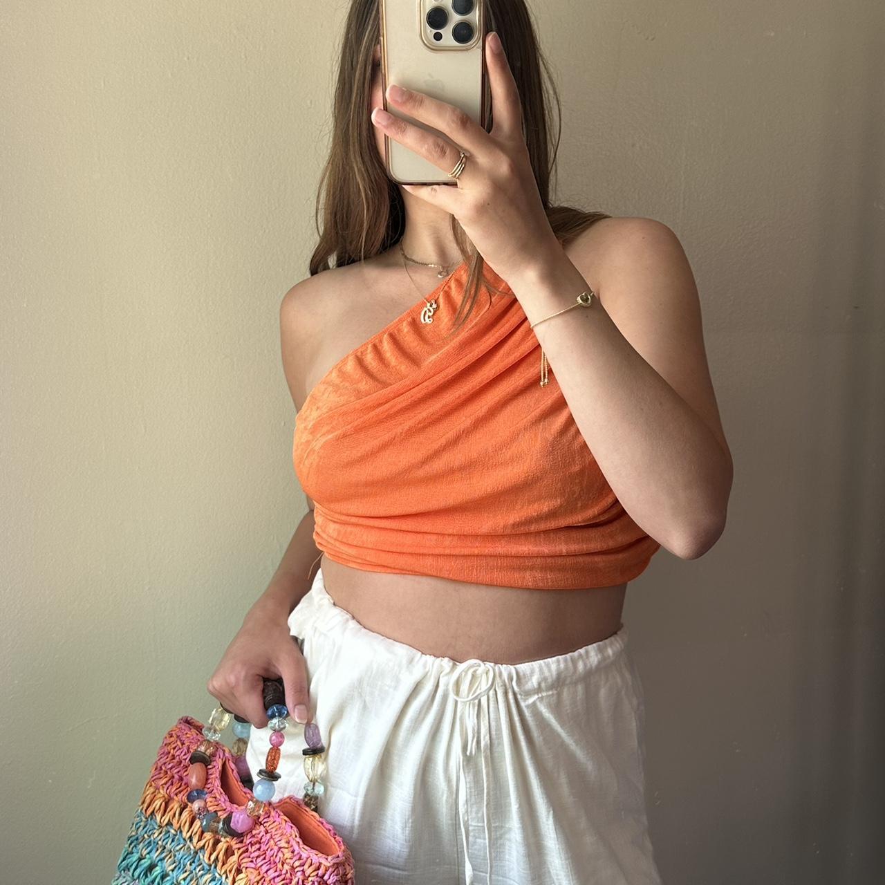 Lioness “The Godess Cropped Orange” one