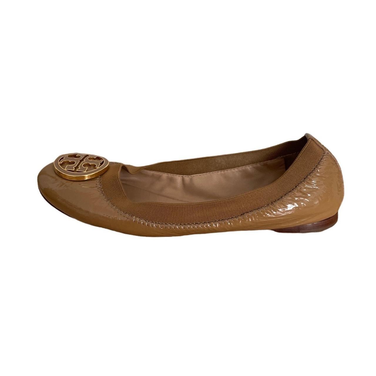 Caroline hot sale ballet flat