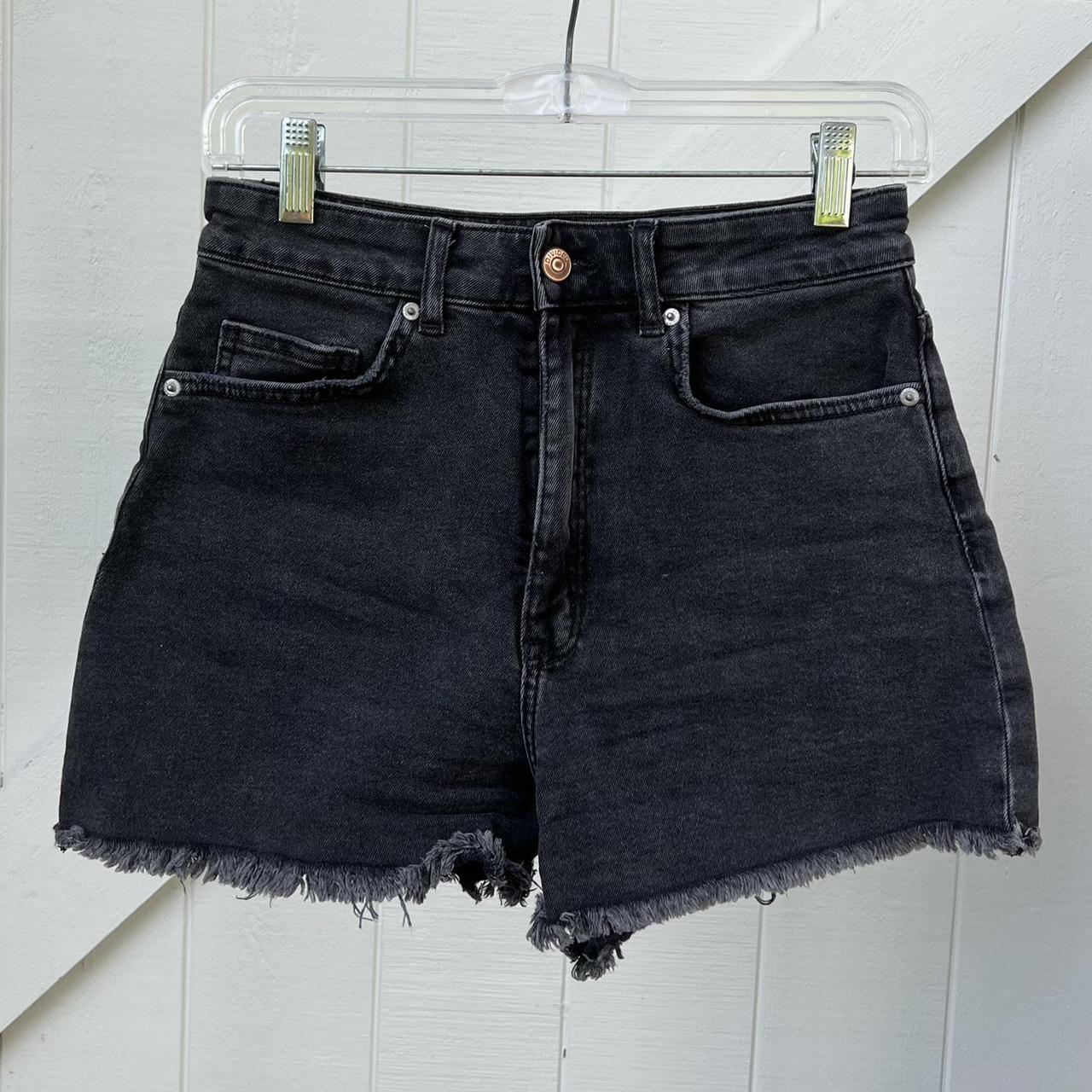 h&m cut off shorts