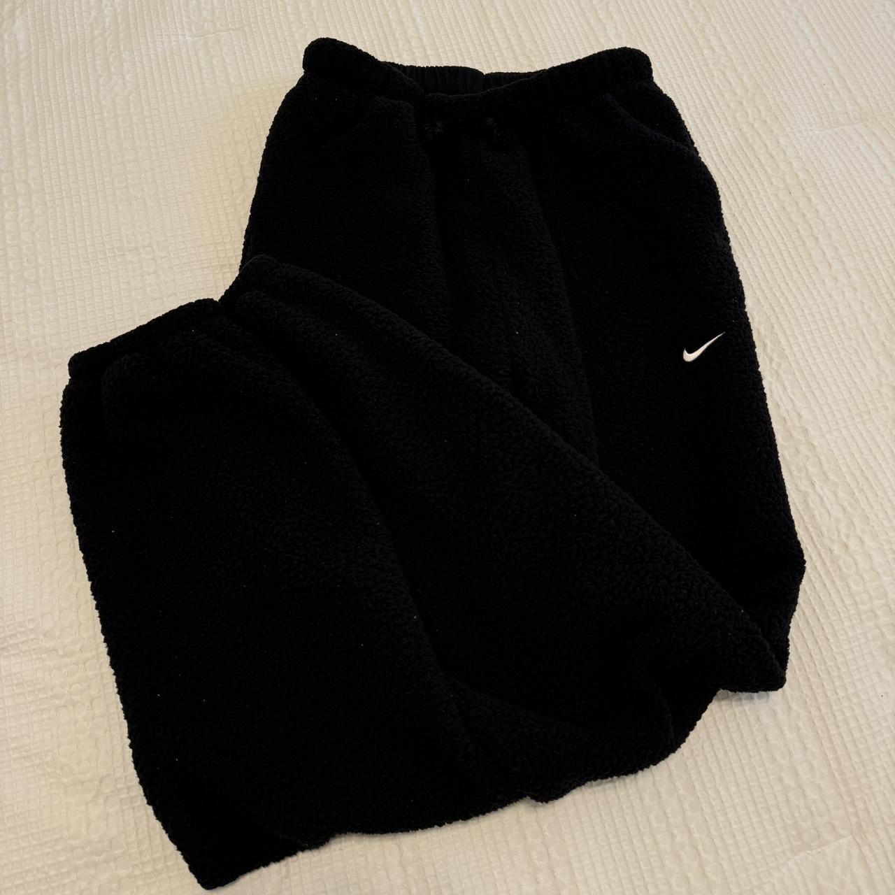 Fuzzy nike sweatpants sale