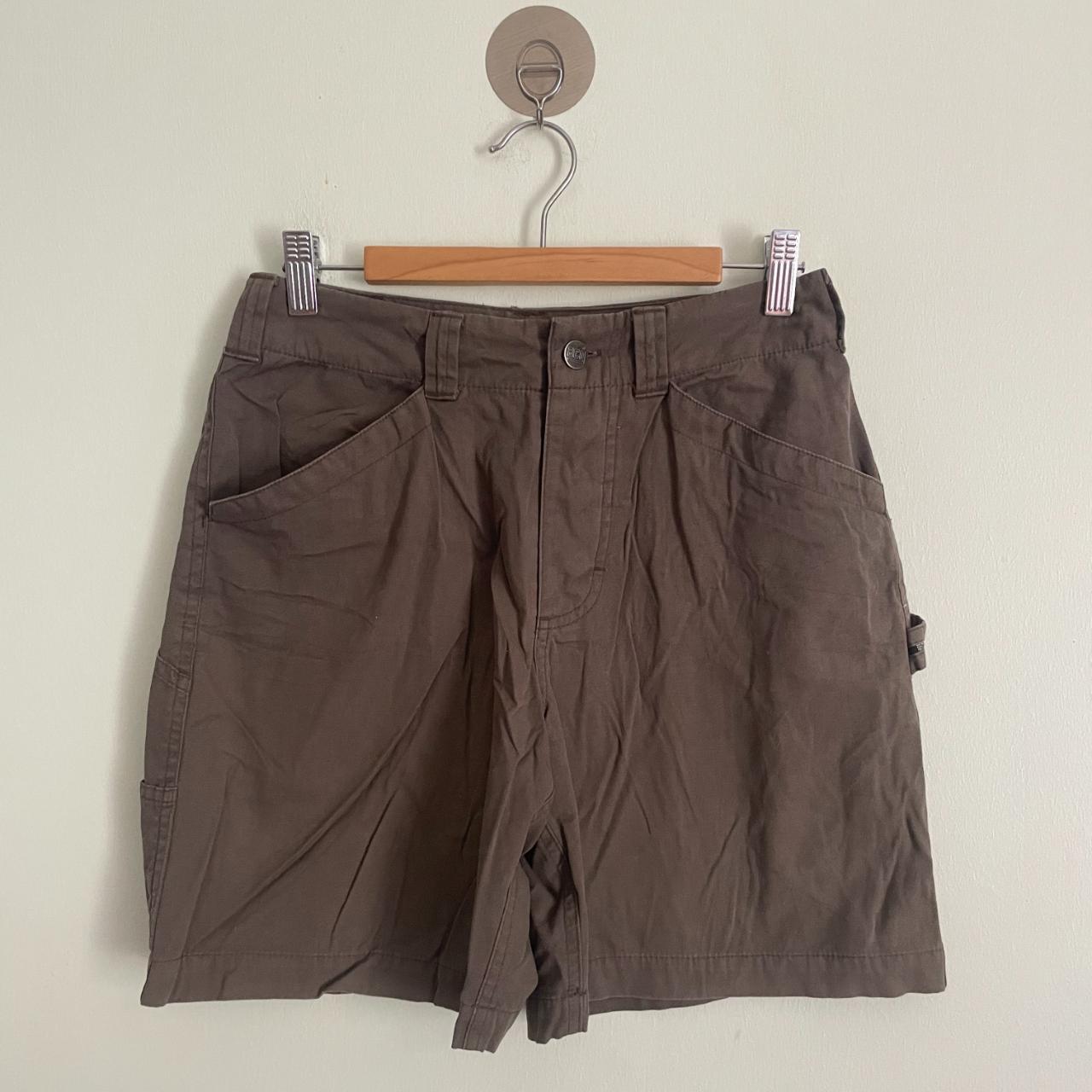 item listed by twolipsco