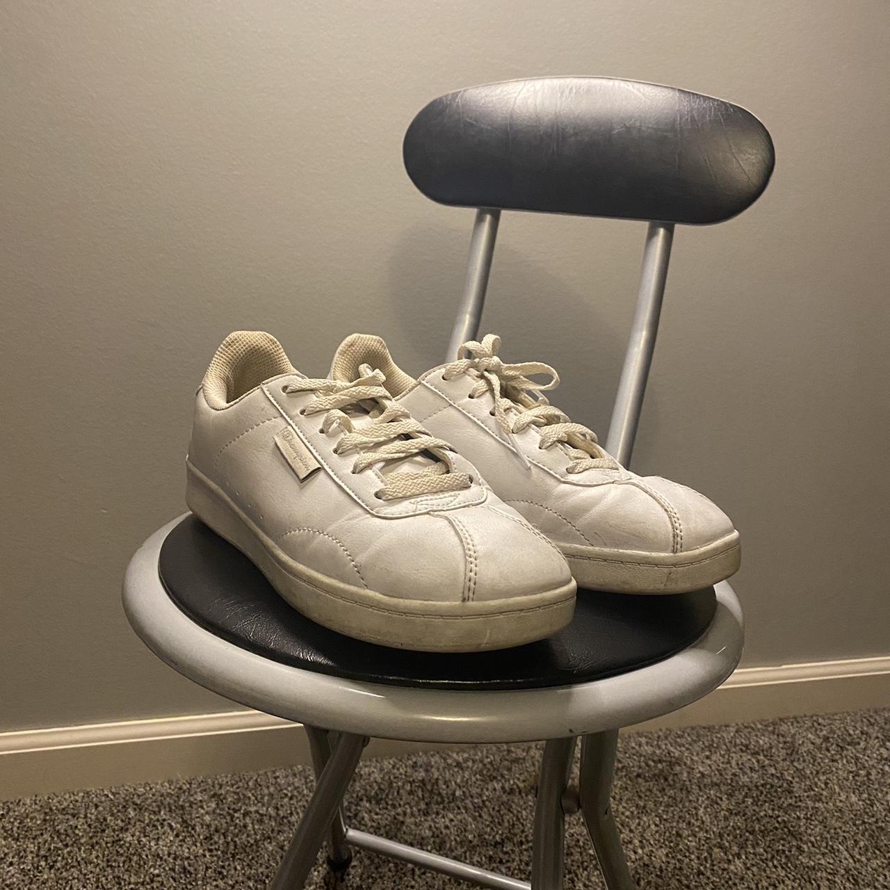 champion white tennis shoes