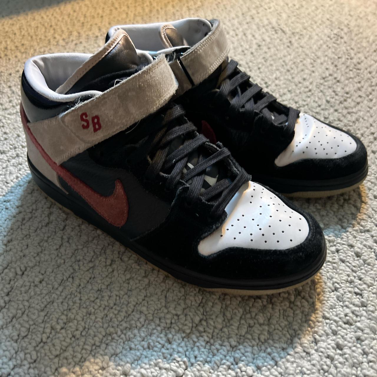 Nike sb dunks guns and roses best sale