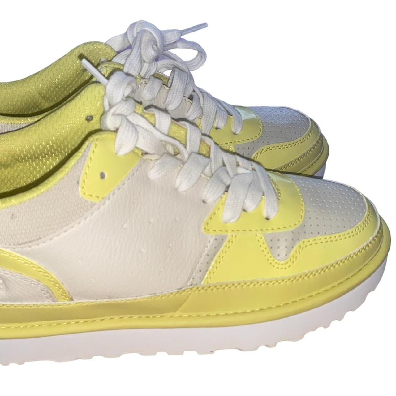 Ugg Highland Sneakers, Brand new never worn, Size