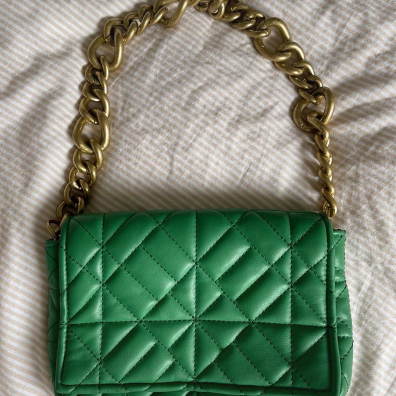item listed by helenarr