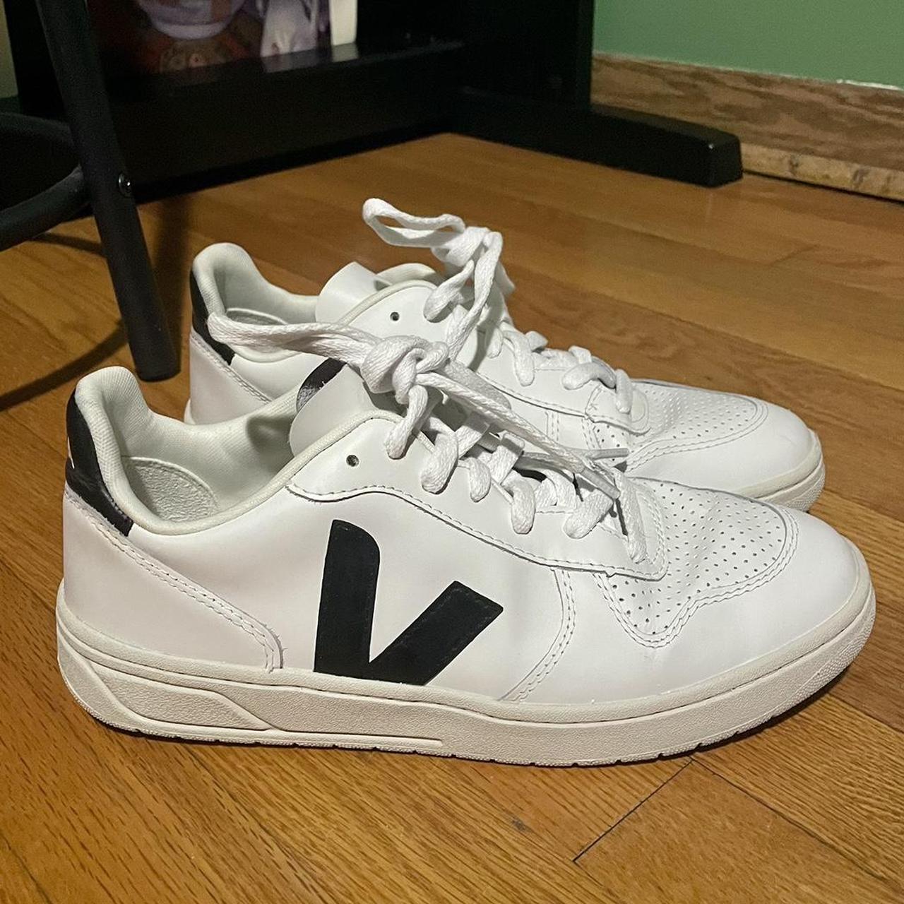 Veja Women's Black and White Footwear | Depop