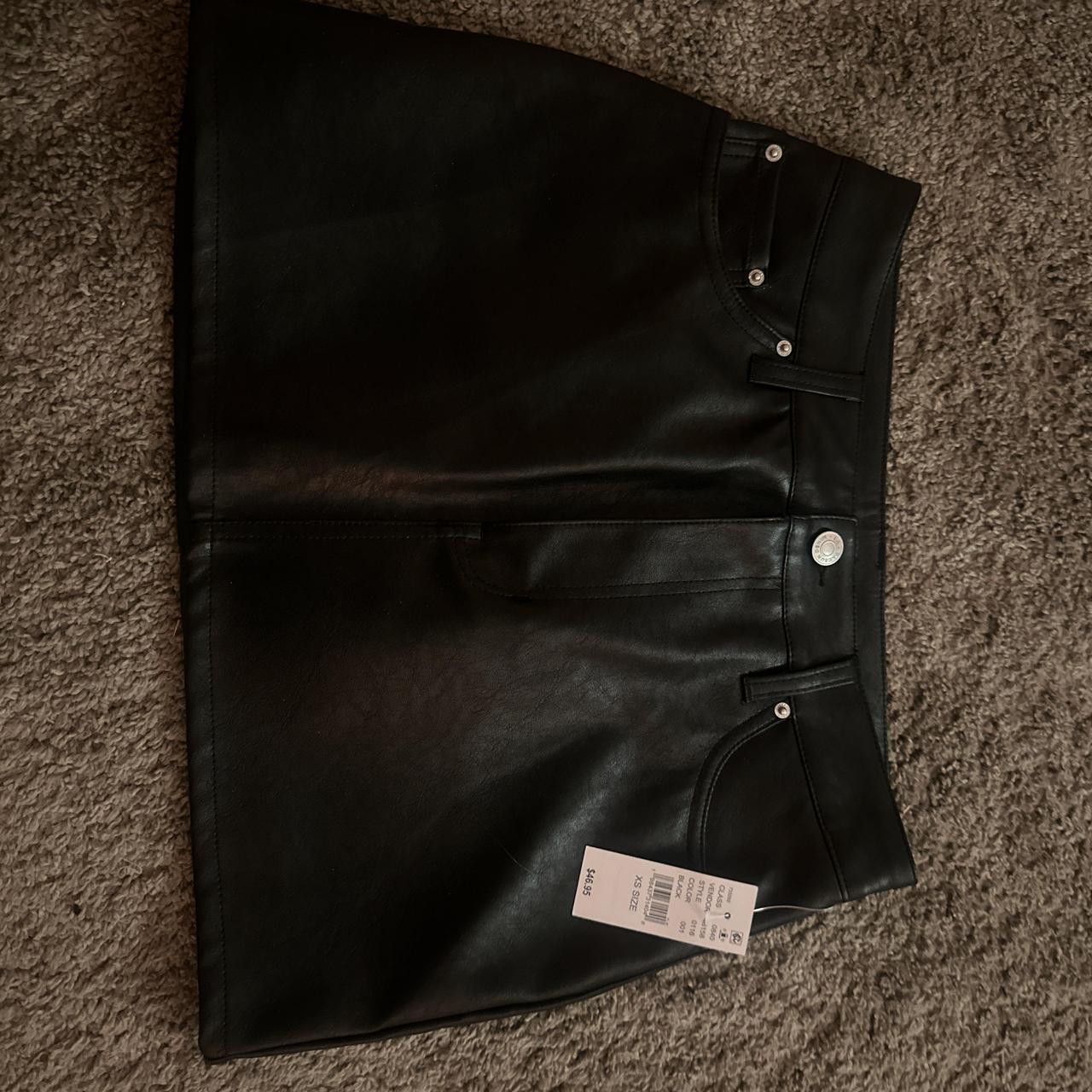 item listed by sweetskylaa