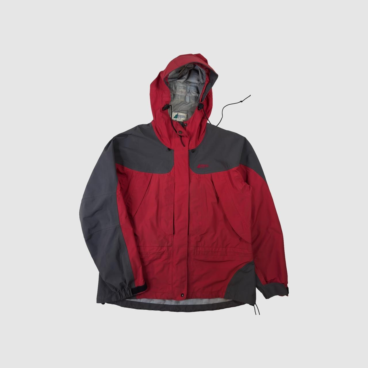 Mountain Equipment Women's Red and Grey Coat | Depop