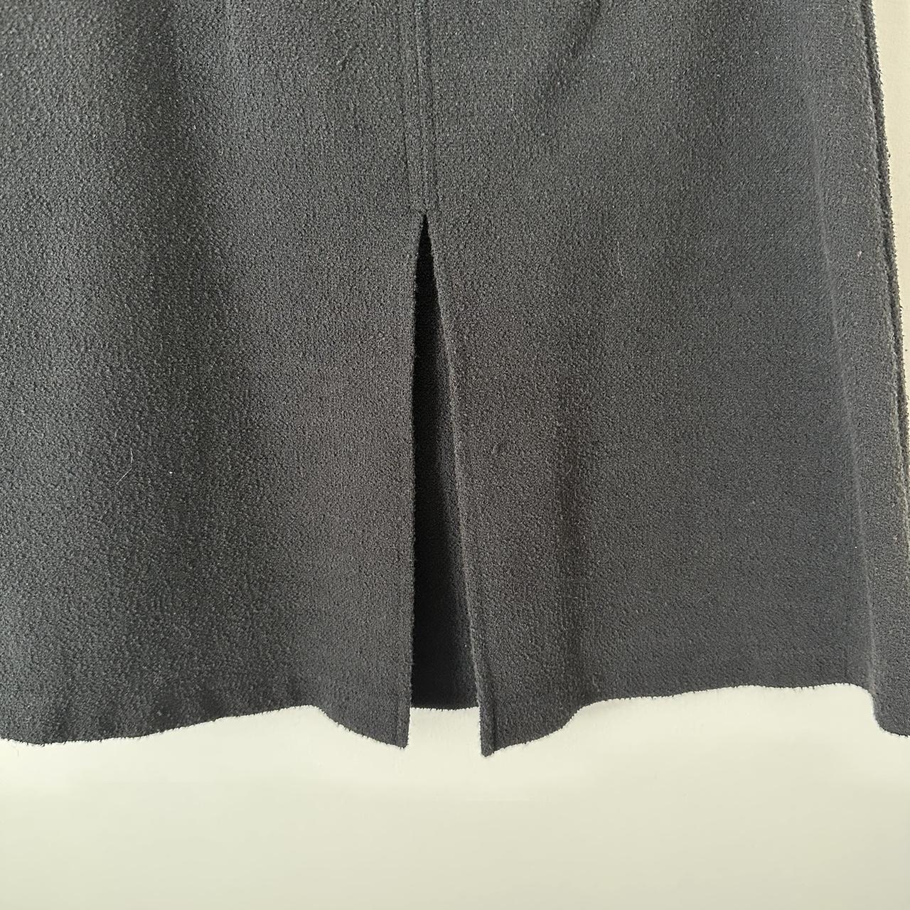 Liz Claiborne Women's Black Skirt | Depop