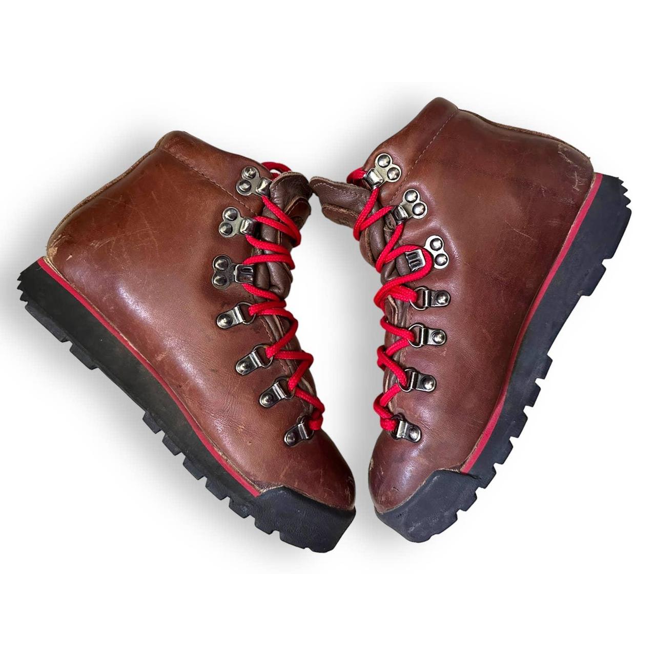 Mens old school hiking hot sale boots with red laces