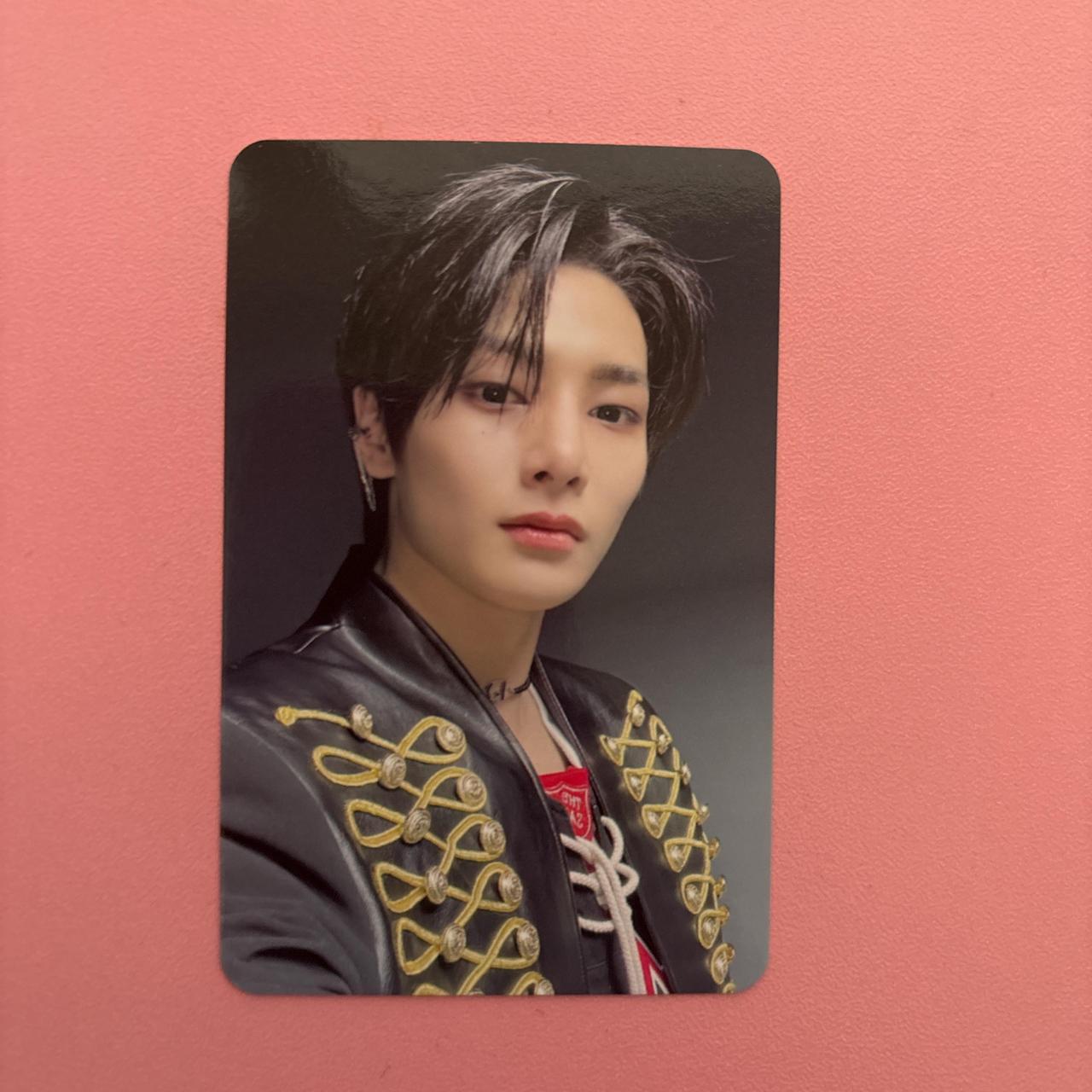 item listed by boigikisses