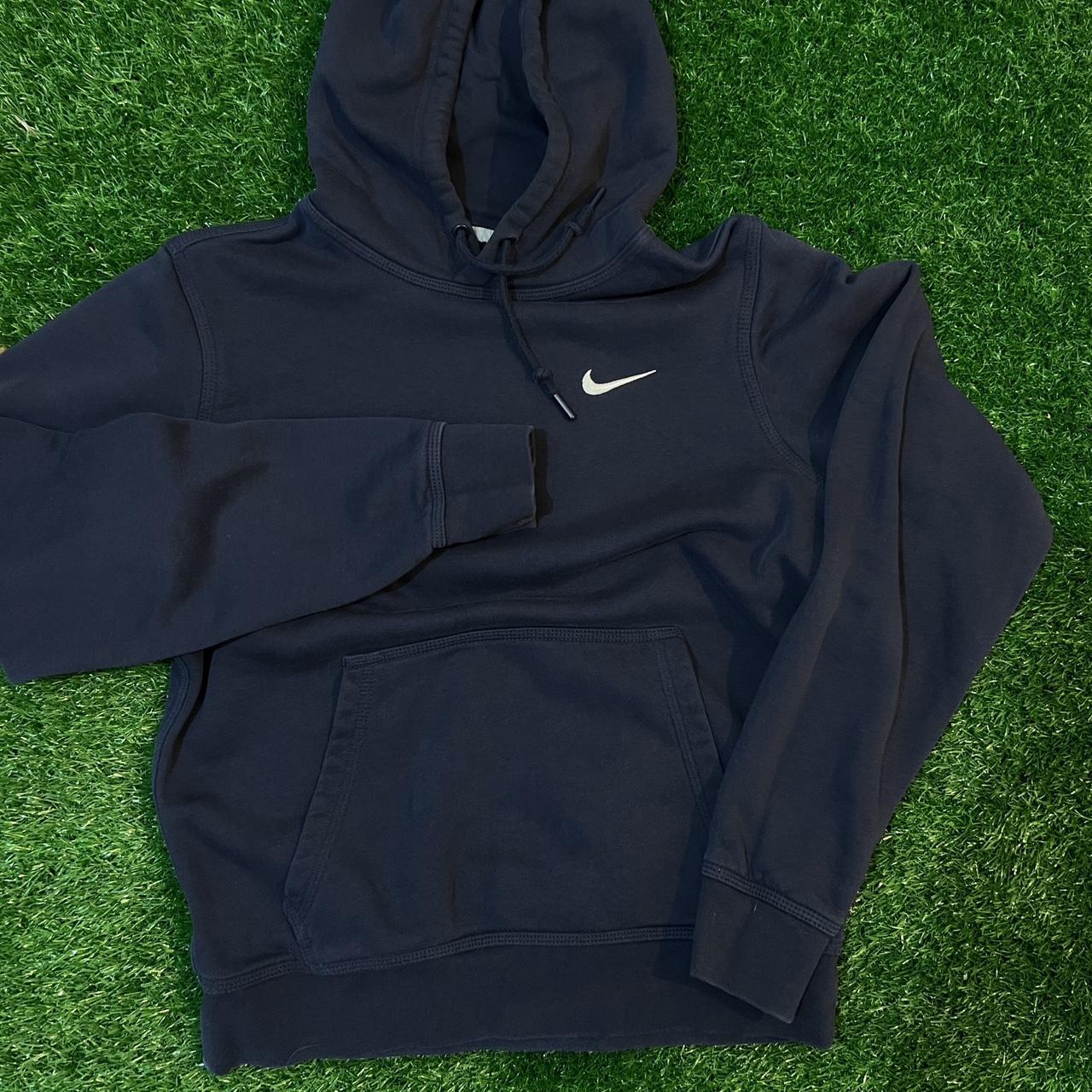 embroidered hoodie nike