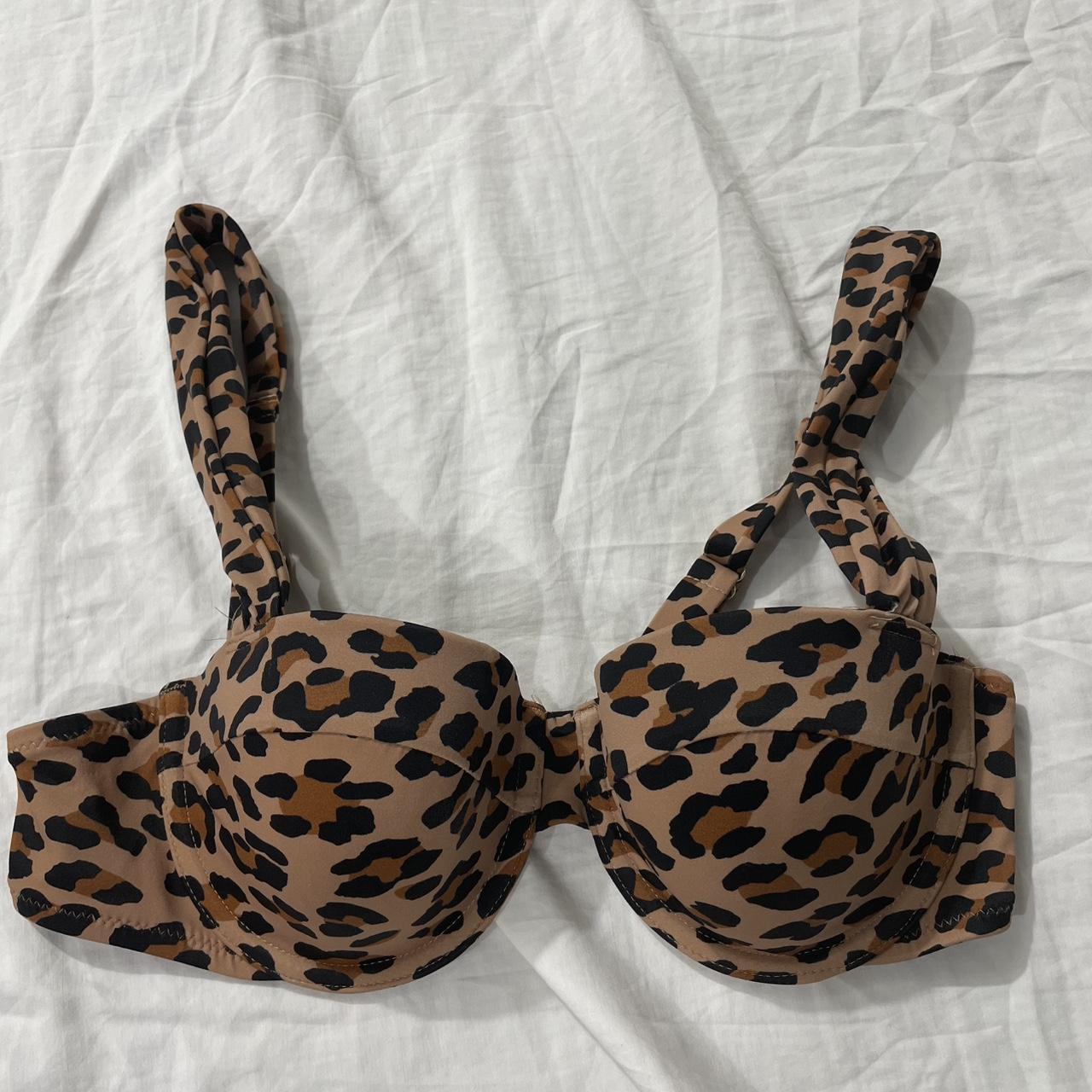 item listed by almina7441