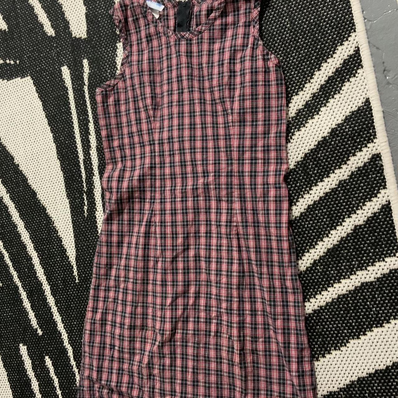 item listed by almina7441