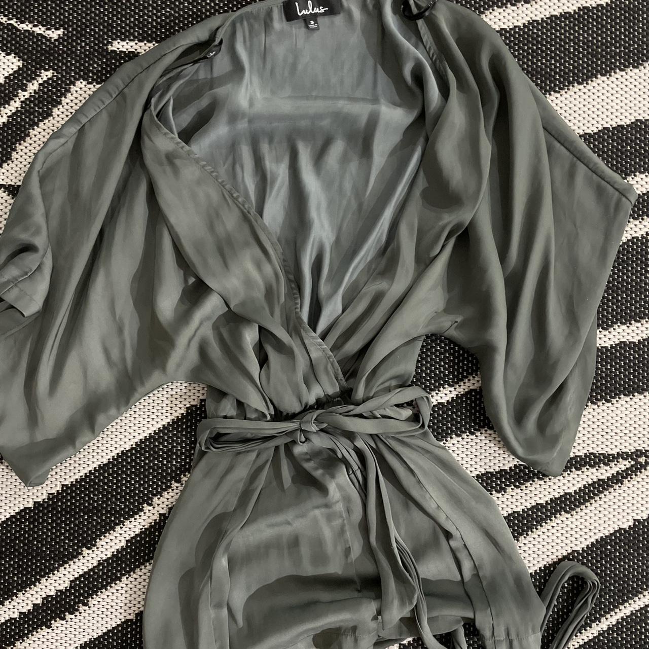 item listed by almina7441