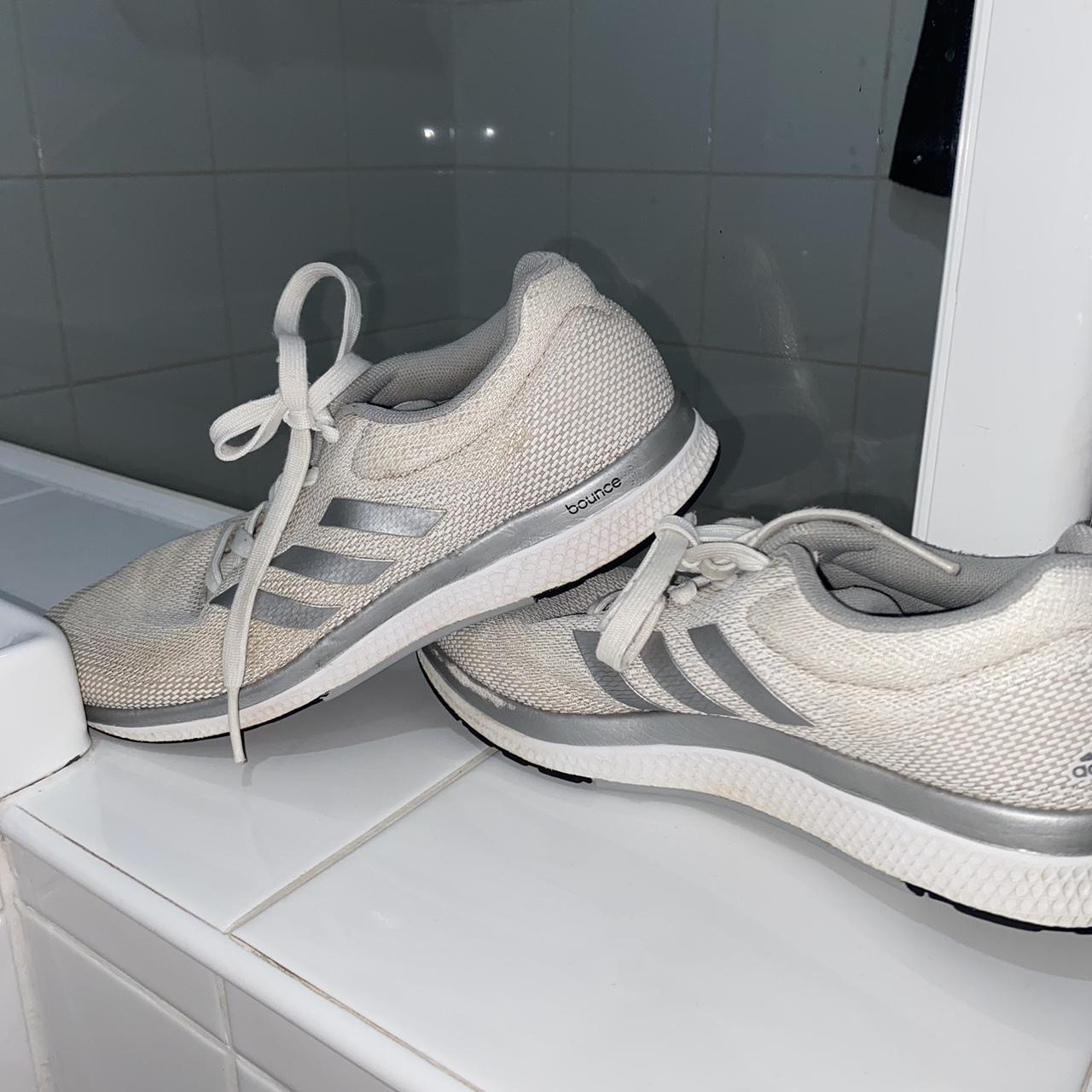 Adidas White Trainers Size Womens 8(US) Womens... Depop