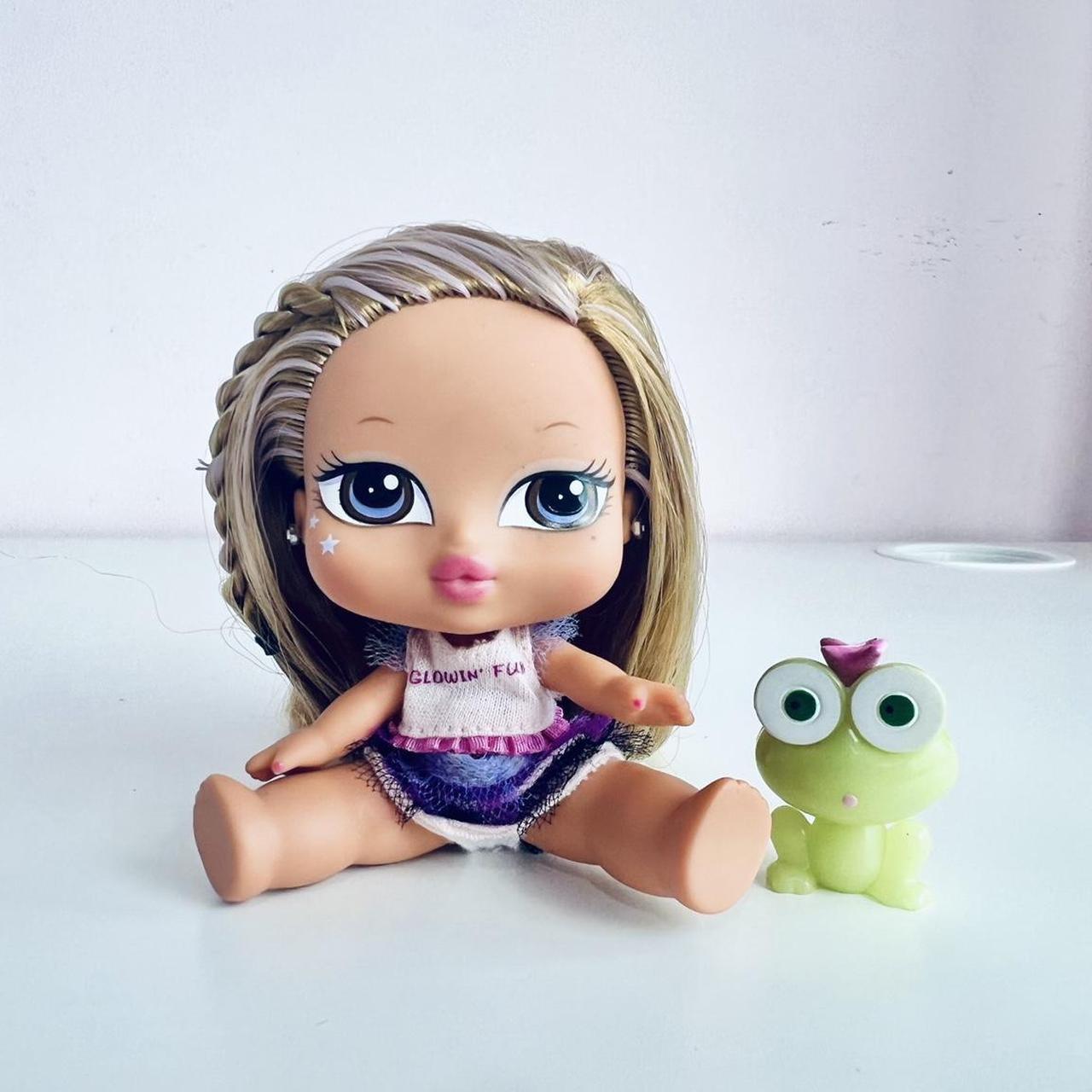 ⭐️ Bratz Babyz Hair Flair Glow In The Dark Yasmin Depop