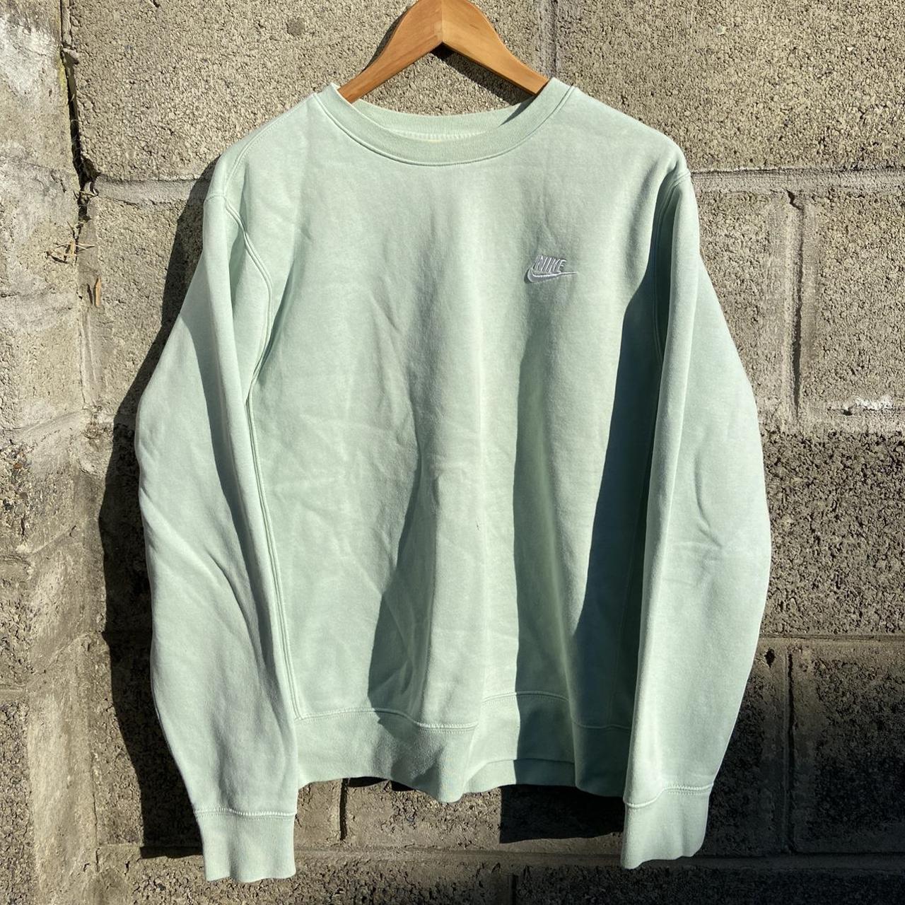 Mint discount nike crewneck