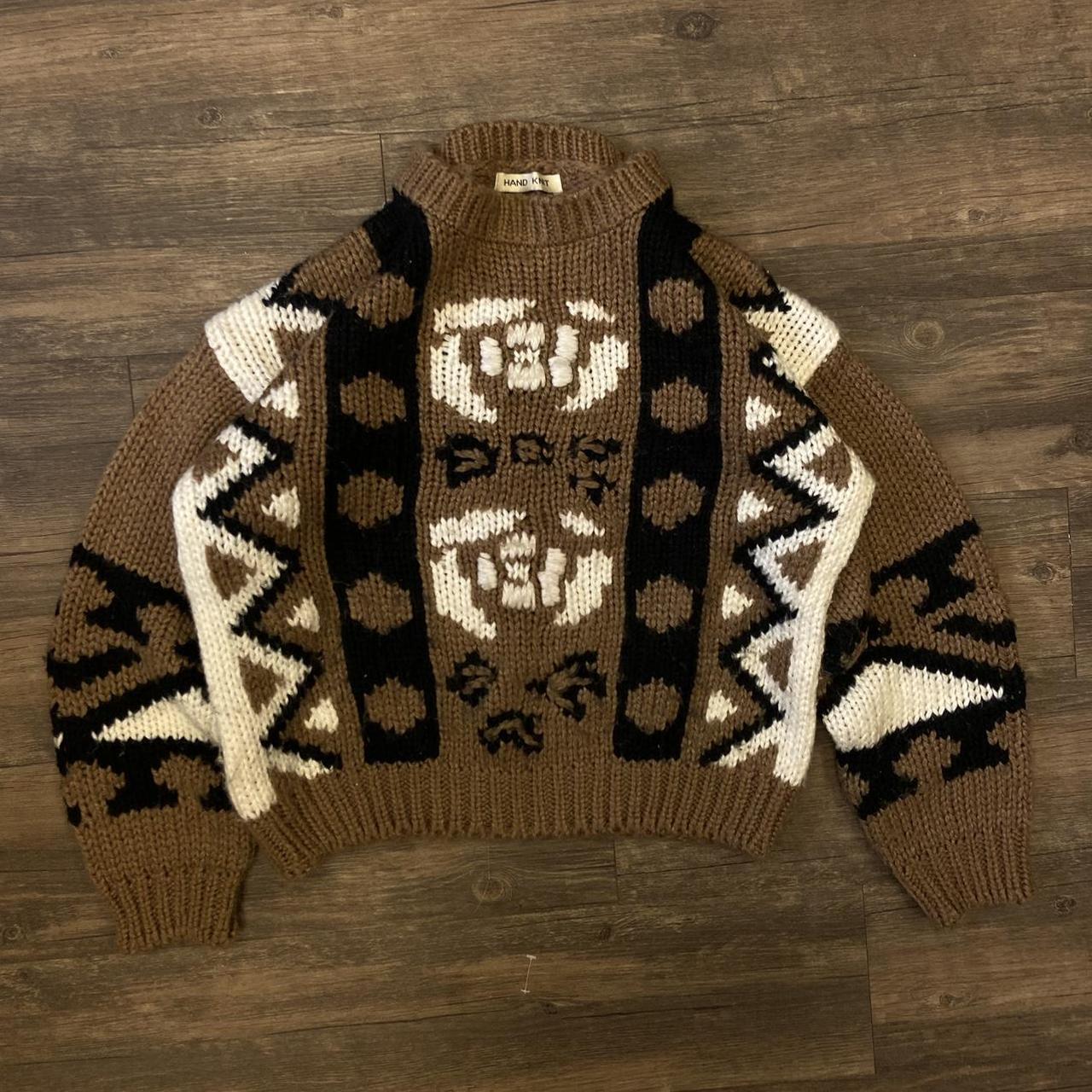 Hand knit 90's sweater - Depop