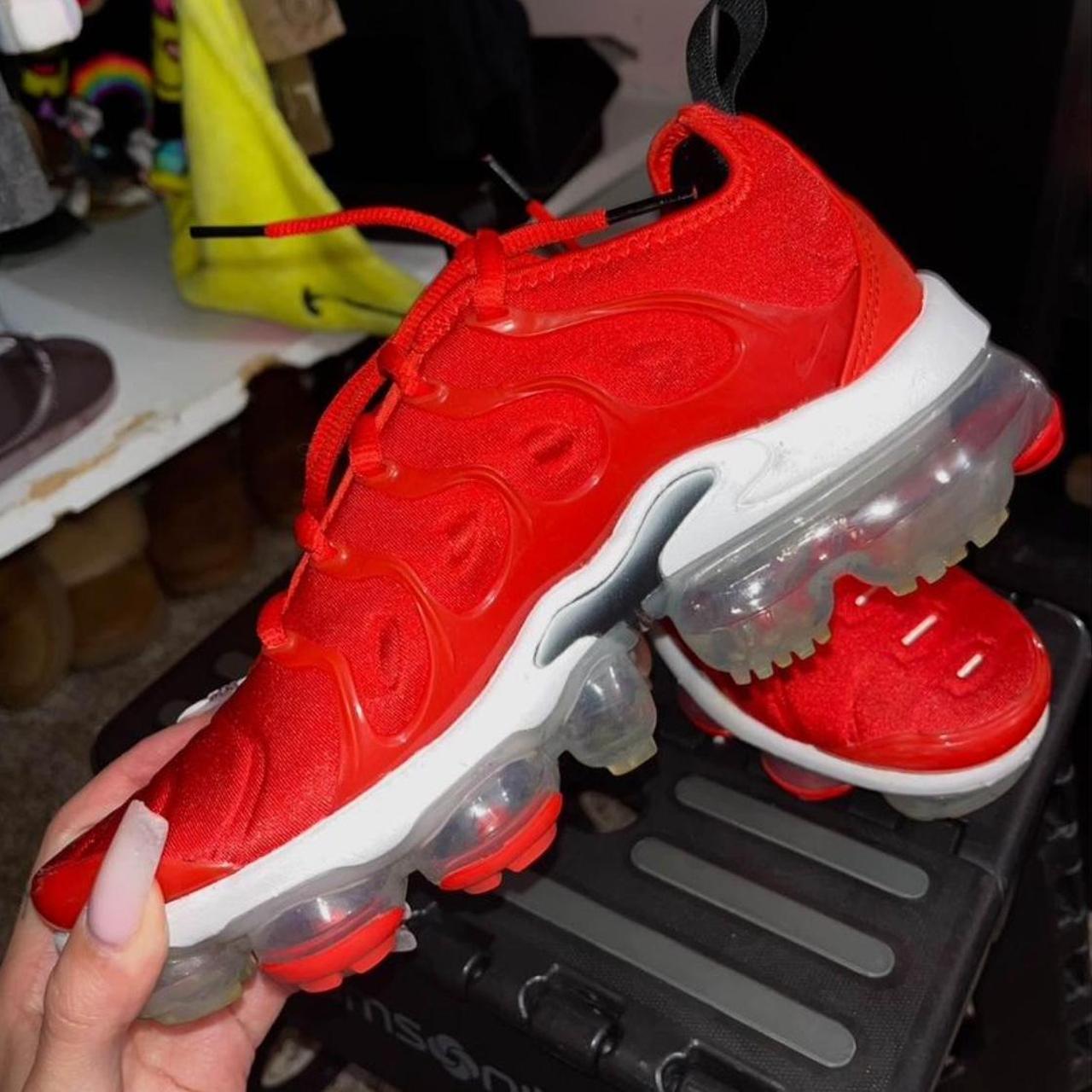 Red orders vapor maxes