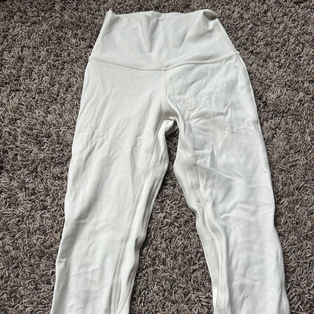 white lululemon align leggings 25’ size 2, only worn