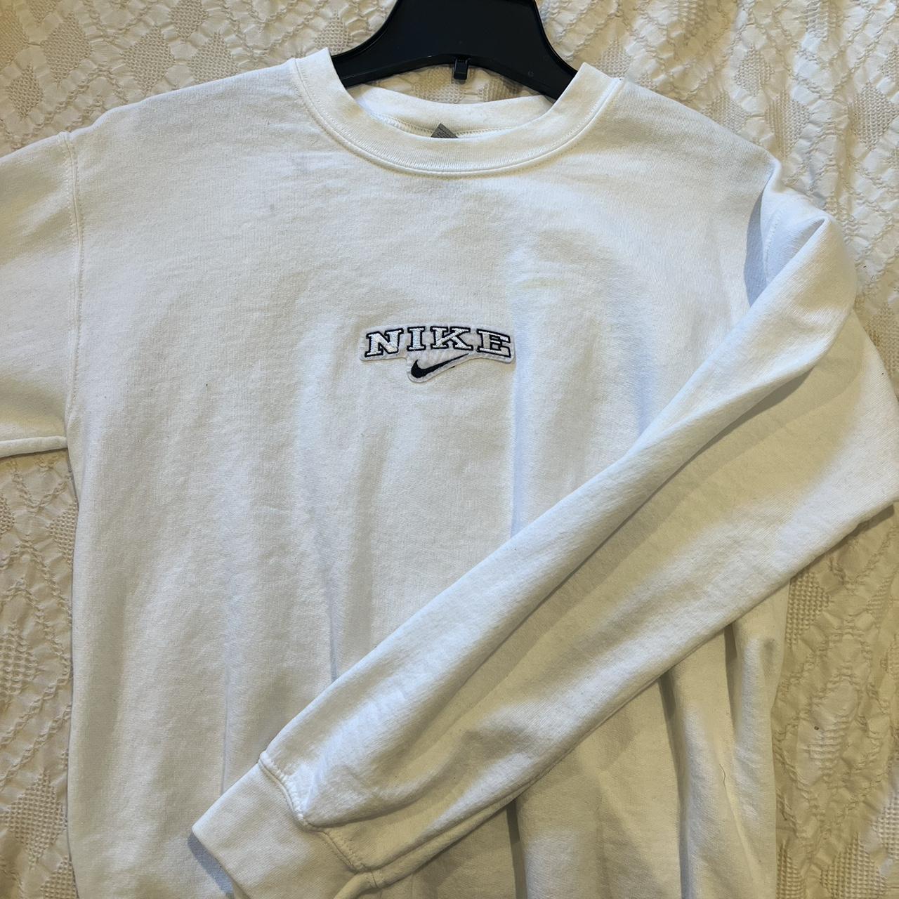 sweatshirt nike white