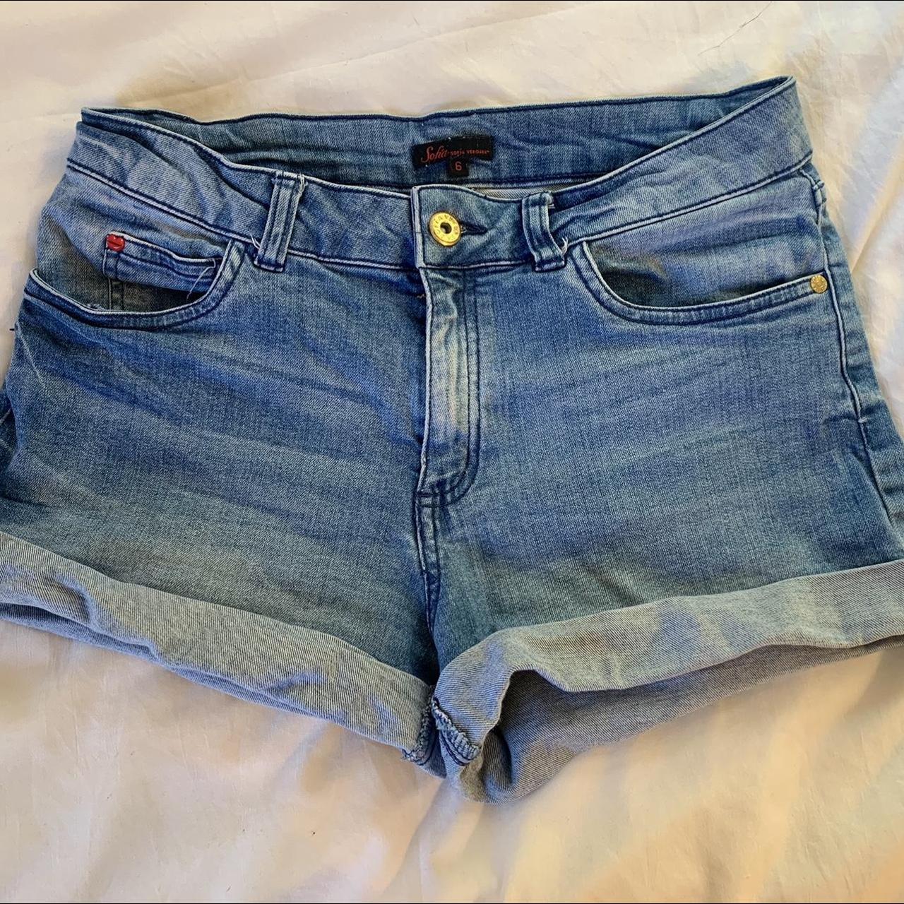 ~medium wash jean shorts ~super comfortable ~worn... - Depop