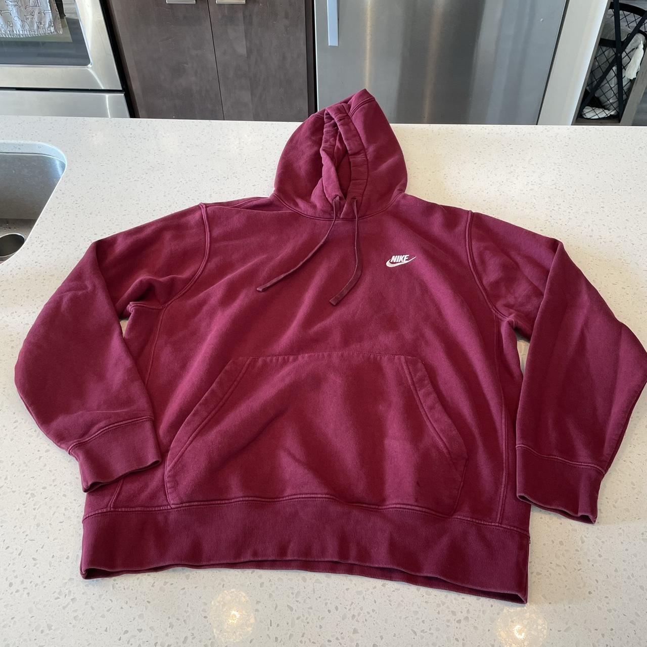 mens nike hoodie maroon