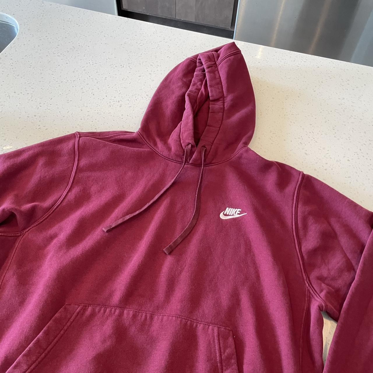 mens nike hoodie maroon