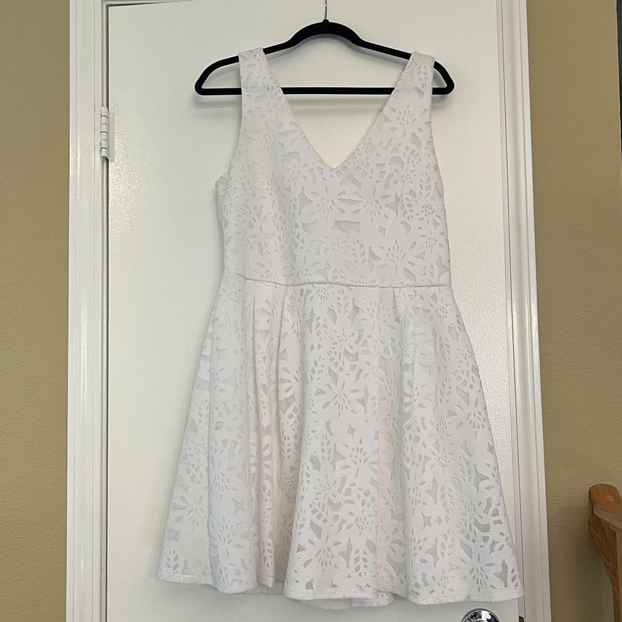 Macy's Women's White Dress | Depop